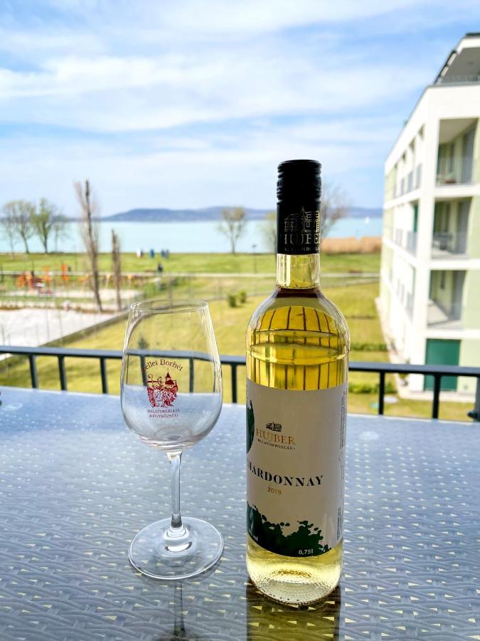 Vizpart Honved Apartman Balatonlelle Exterior foto